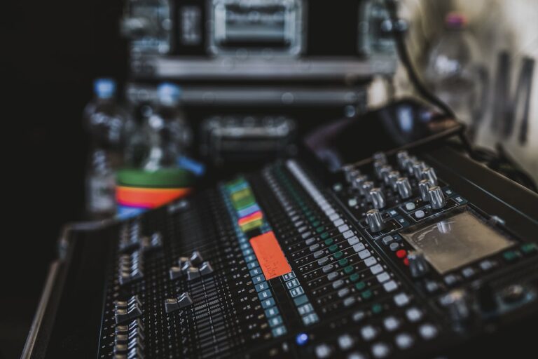 pexels-photo-690779-690779.jpg